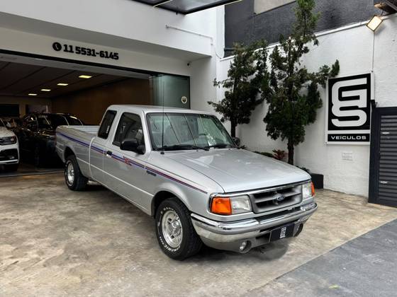 FORD RANGER 4.0 STX 4X2 CE V6 12V GASOLINA 2P MANUAL FORD RANGER 4.0 STX 4X2 CE V6 12V GASOLINA 2P MANUAL